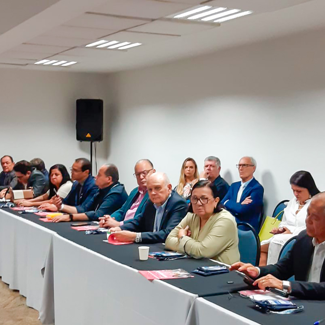 Presidente em exercício, Antônio Alberto Coutinho